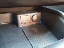 
										Ford Escape full									