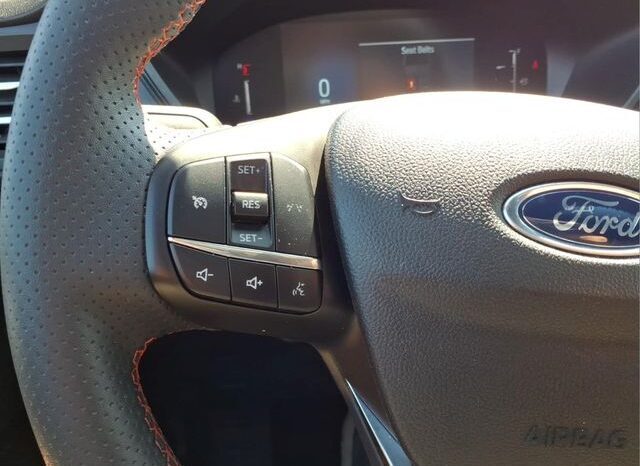 
								Ford Escape full									
