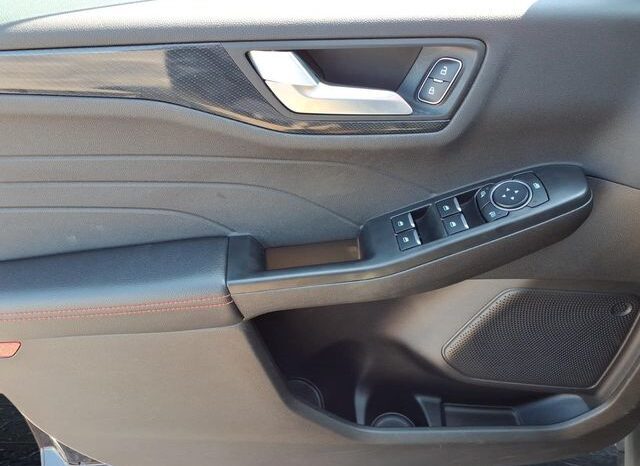 
								Ford Escape full									