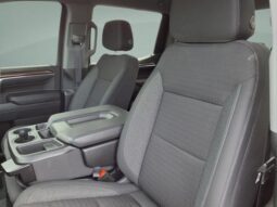 
										Chevrolet Silverado 1500 full									
