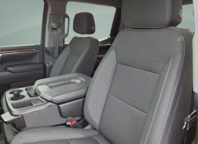 
								Chevrolet Silverado 1500 full									