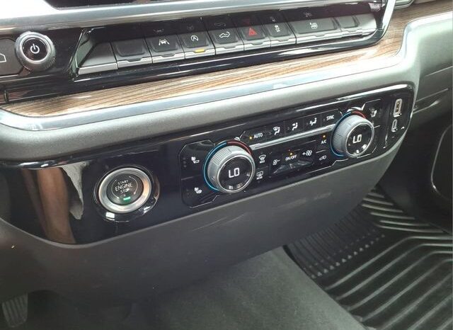 
								Chevrolet Silverado 1500 full									