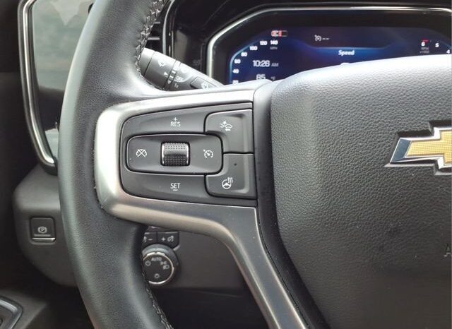 
								Chevrolet Silverado 1500 full									