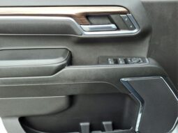 
										Chevrolet Silverado 1500 full									