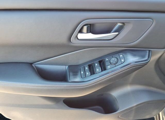 
 Nissan Rogue full									