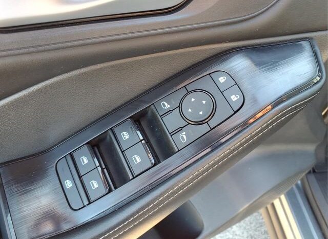 
 Nissan Rogue full									
