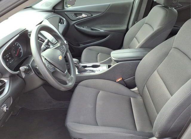 
								Chevrolet Malibu full									
