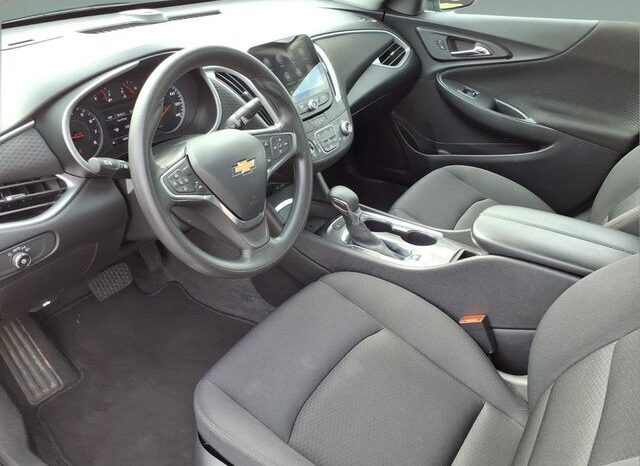 
								Chevrolet Malibu full									
