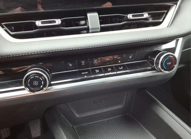 
								Chevrolet Equinox full									