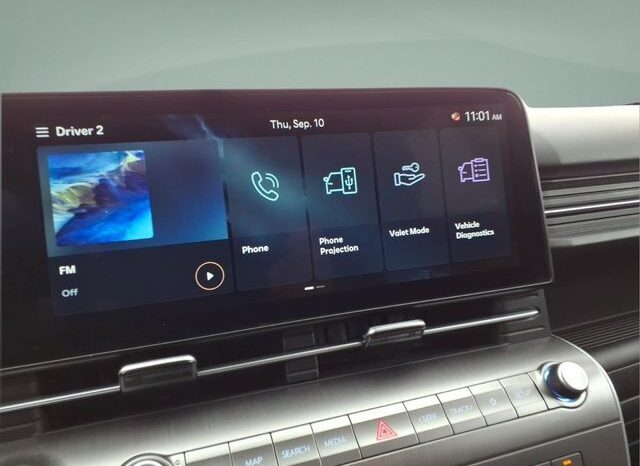 
								Hyundai Kona full									