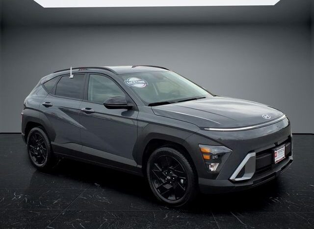 
								Hyundai Kona full									