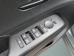 
										Hyundai Kona full									