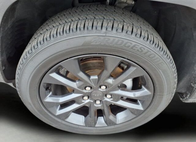 
								Jeep Grand Cherokee full									