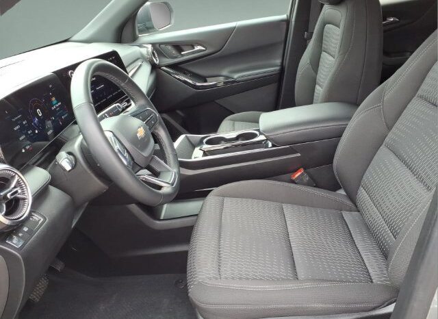 
								Chevrolet Equinox full									