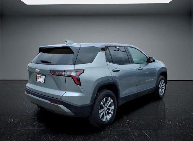 
								Chevrolet Equinox full									