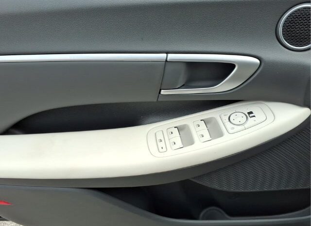 
								Hyundai Sonata full									