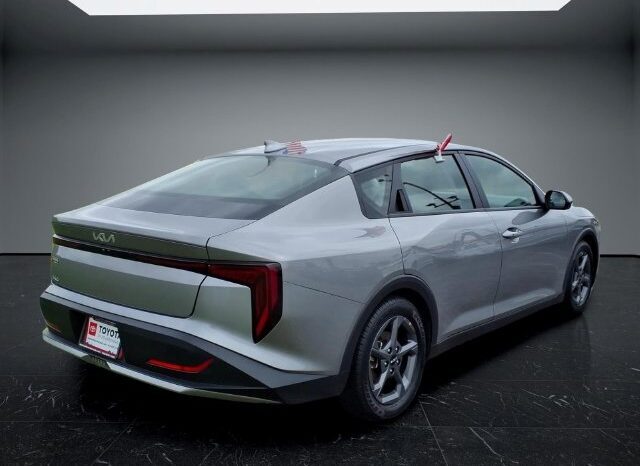 
								Kia K4 full									