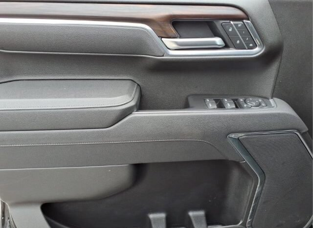 
								GMC Sierra 1500 full									