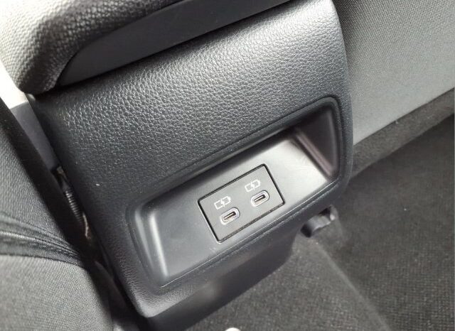 
								Toyota Corolla full									