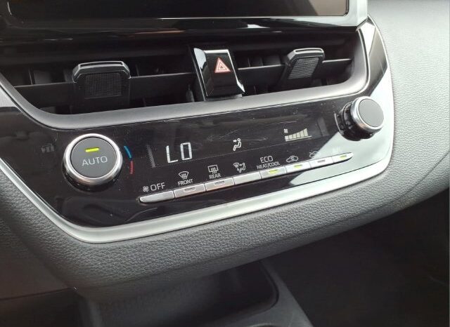 
								Toyota Corolla full									