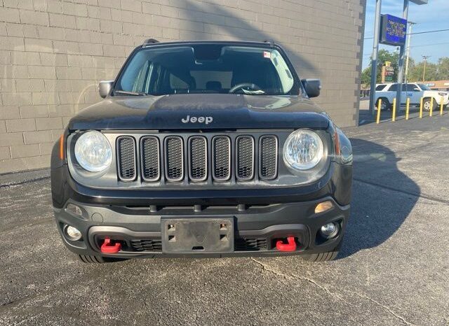 
								Jeep Renegade full									