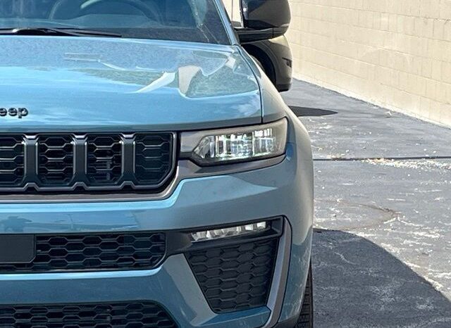 
								Jeep Grand Cherokee full									