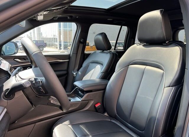 
								Jeep Grand Cherokee full									