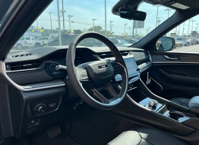 
								Jeep Grand Cherokee full									