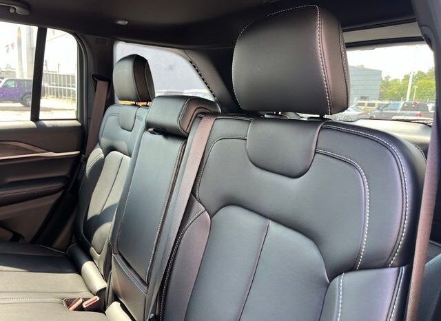
								Jeep Grand Cherokee full									