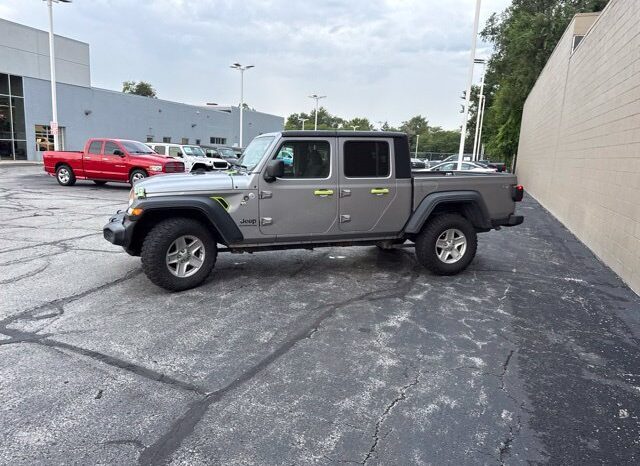
								Jeep Gladiator full									
