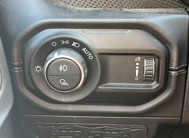 
 Jeep Gladiator full									