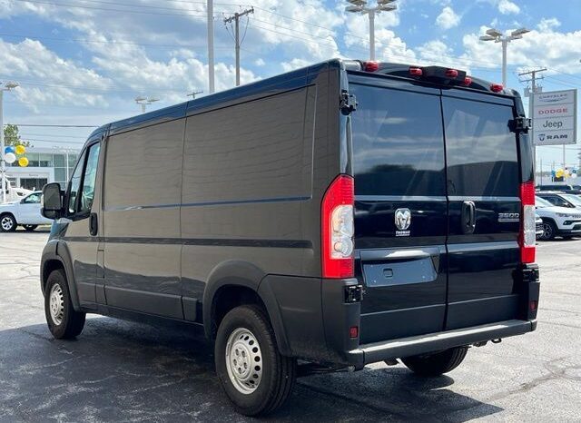 
								Ram ProMaster 3500 full									