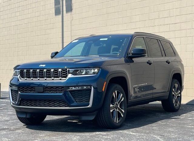 
								Jeep Grand Cherokee L full									