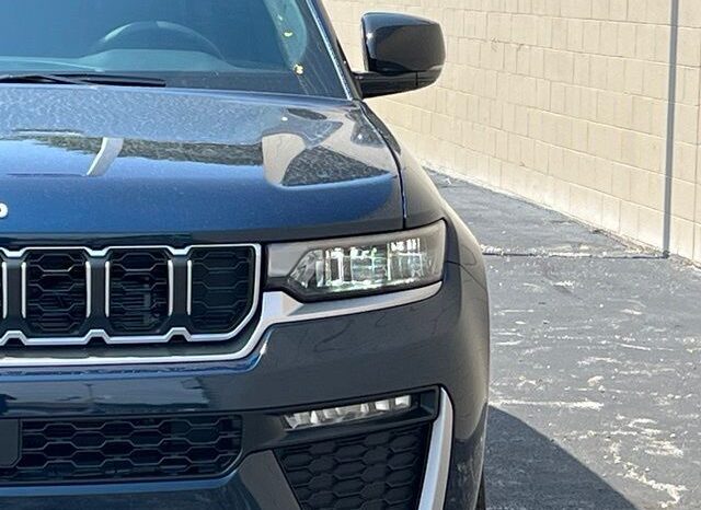 
								Jeep Grand Cherokee L full									