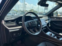 
										Jeep Grand Cherokee L full									