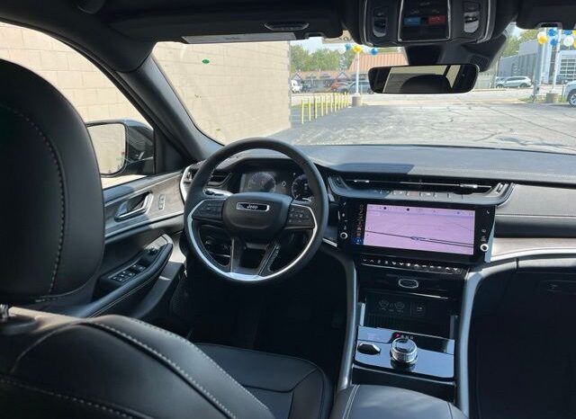 
								Jeep Grand Cherokee L full									