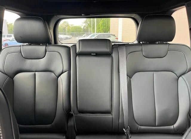 
								Jeep Grand Cherokee full									