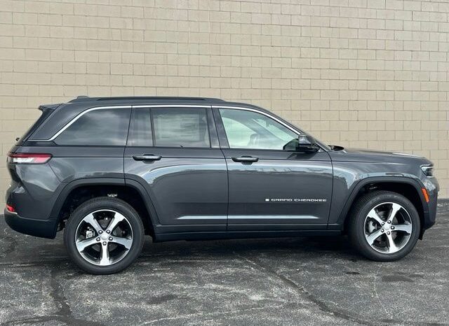 
								Jeep Grand Cherokee full									