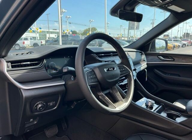 
								Jeep Grand Cherokee L full									