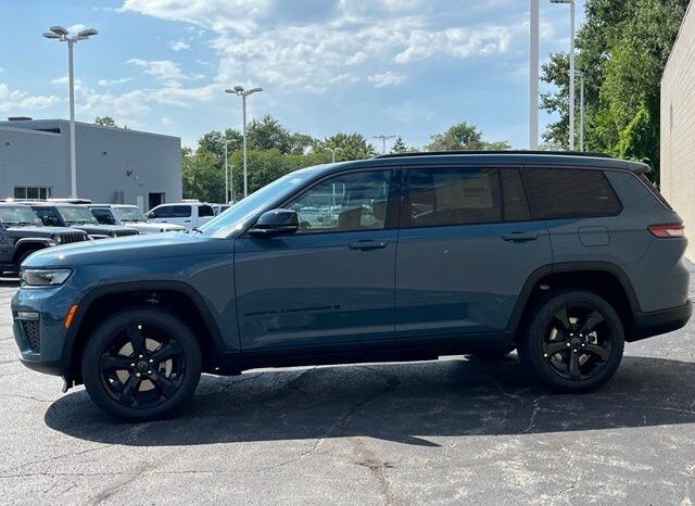 
								Jeep Grand Cherokee L full									