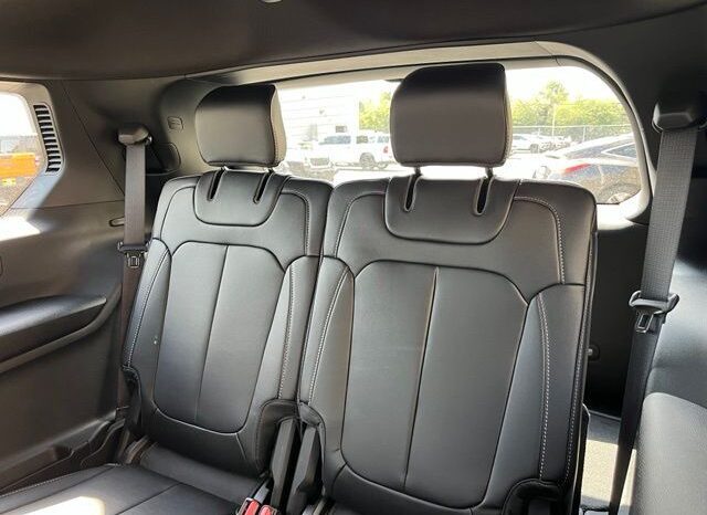 
								Jeep Grand Cherokee L full									