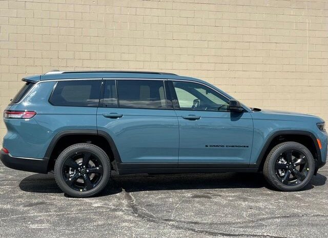 
								Jeep Grand Cherokee L full									
