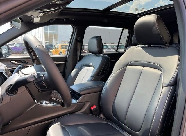 
								Jeep Grand Cherokee L full									