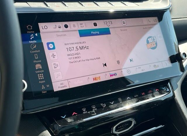 
								Jeep Grand Cherokee L full									