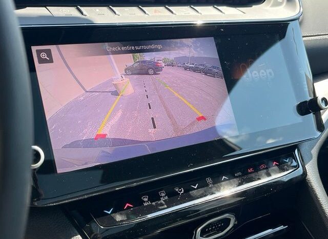 
								Jeep Grand Cherokee L full									
