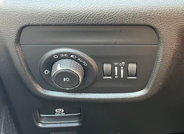 
								Jeep Grand Cherokee L full									