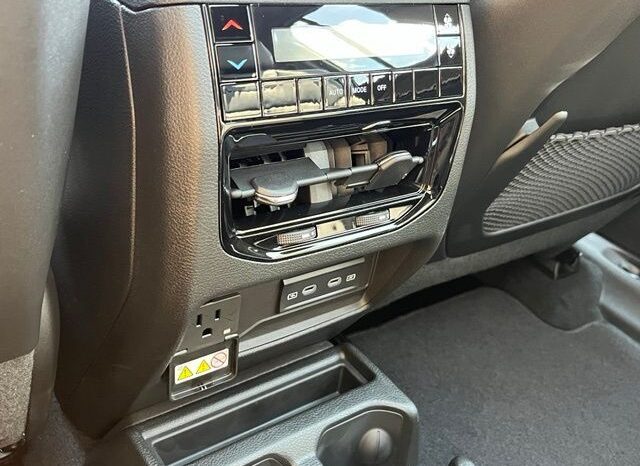 
								Jeep Grand Cherokee L full									