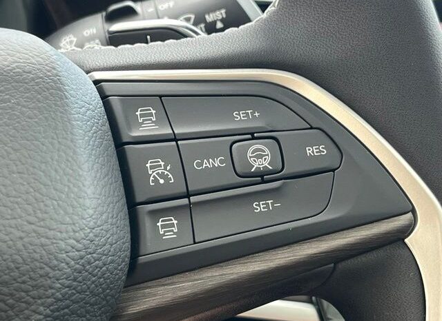 
								Jeep Grand Cherokee L full									