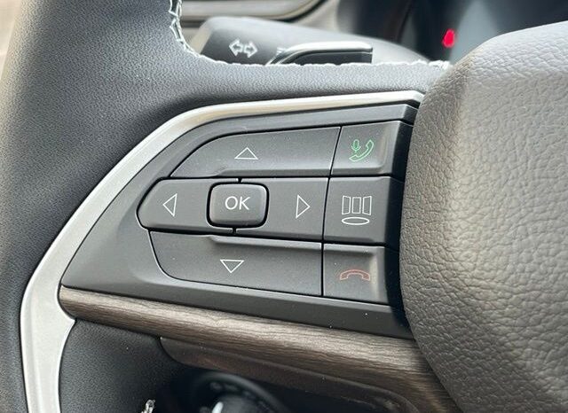
								Jeep Grand Cherokee L full									