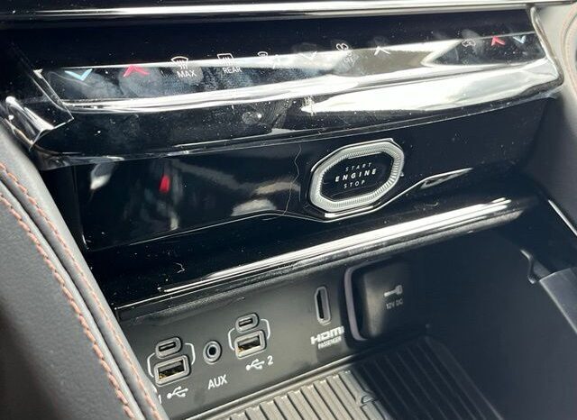 
								Jeep Grand Cherokee full									